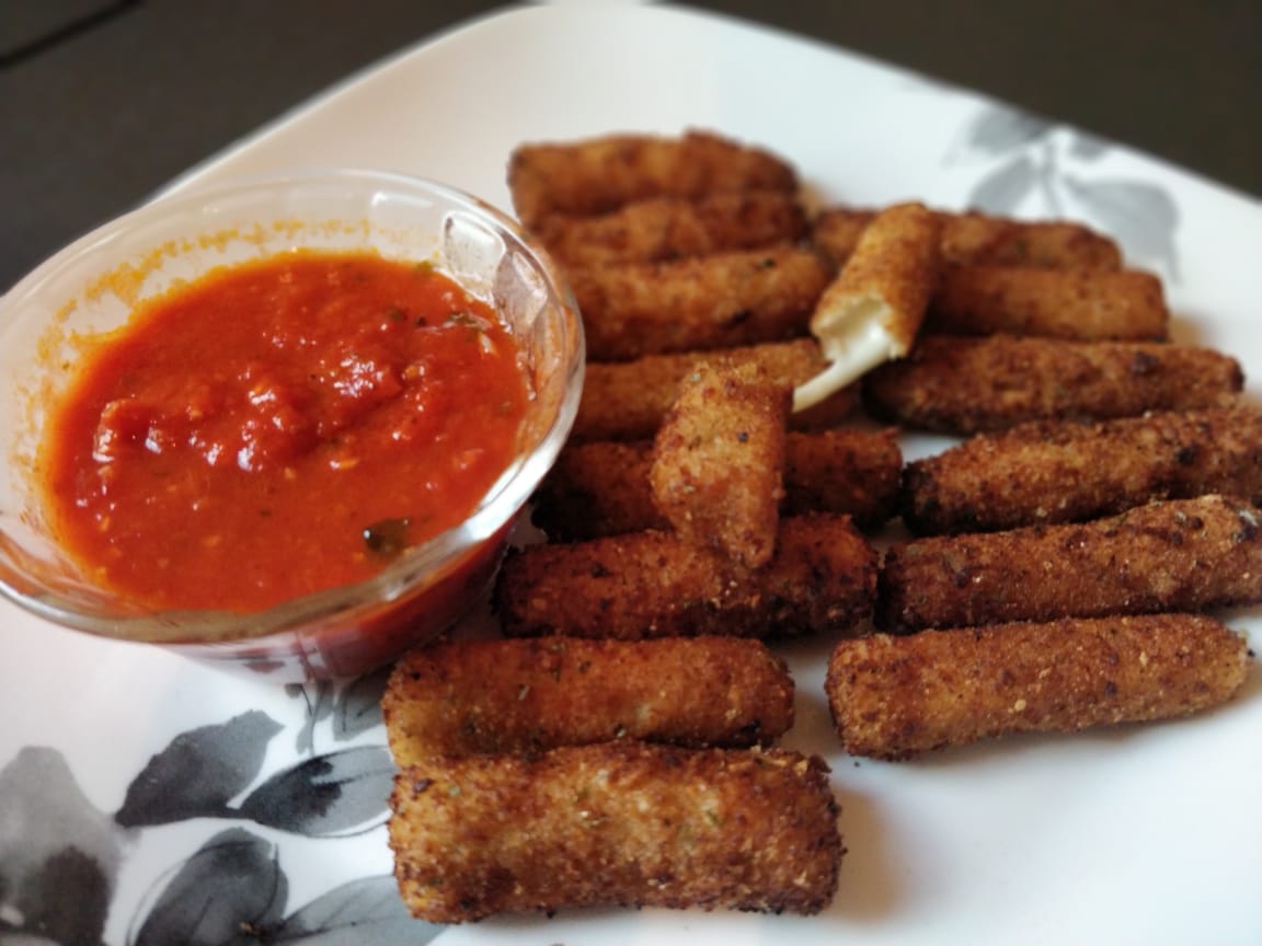 MozzarellaCheeseSticks